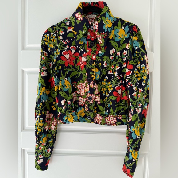 Jackets & Blazers - VTG Cropped Dagger Collar Floral Jacket